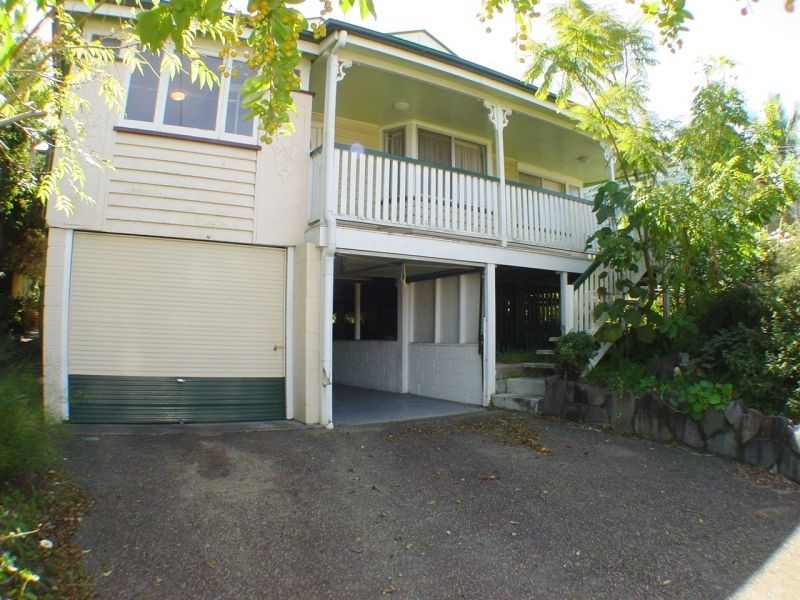 142 Watson Street, Camp Hill QLD 4152