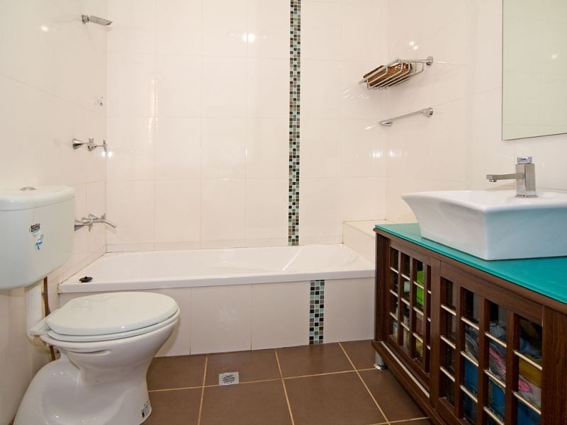 132 Broadwater Road, Mount Gravatt East QLD 4122