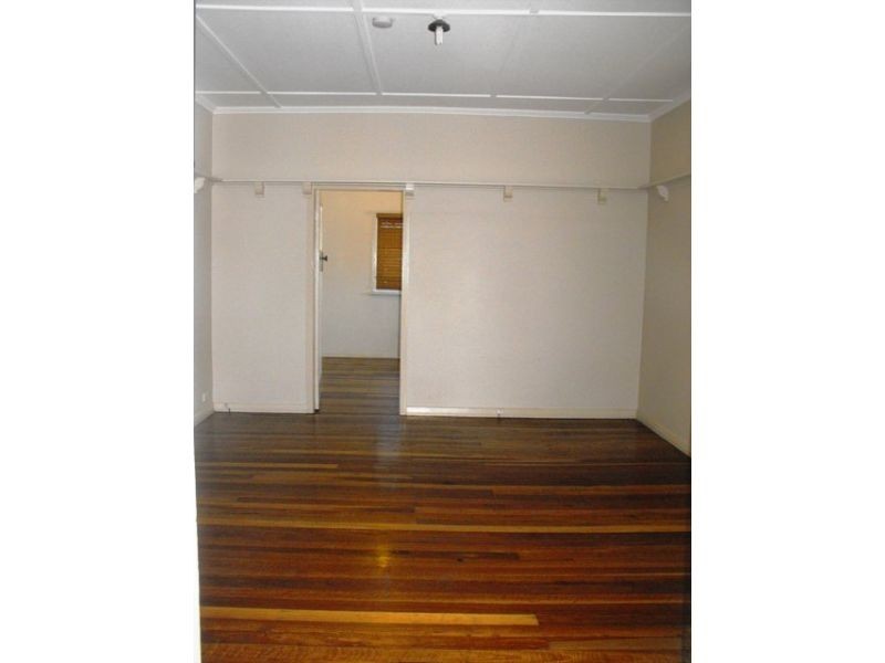 88 Birdwood Road, Holland Park West QLD 4121