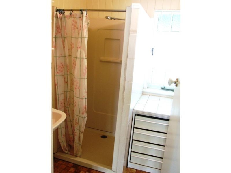 71 Sackville Street, Greenslopes QLD 4120