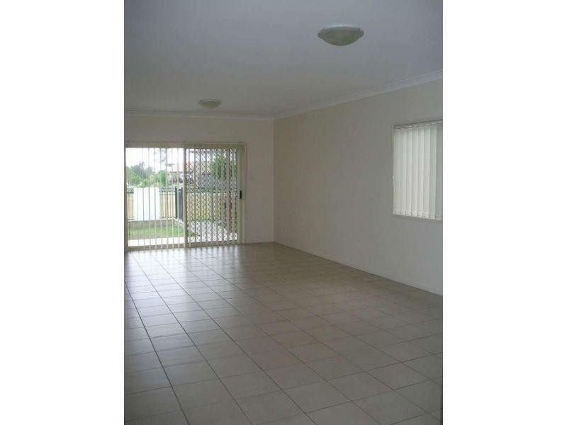10 Macrusser Circuit, Warner QLD 4500
