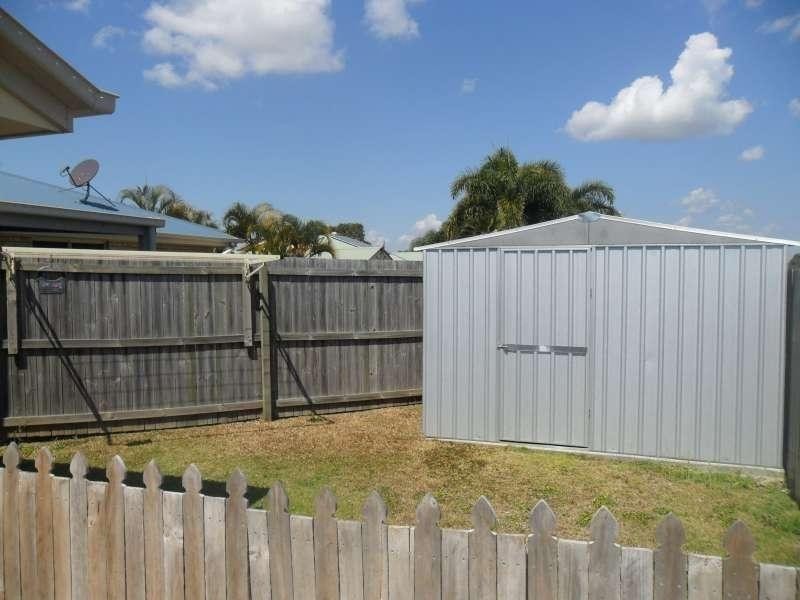 2/21 Seabiscuit Crescent, Kallangur QLD 4503