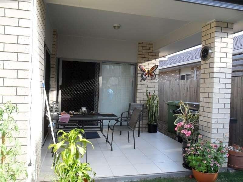 5 Rawlins Crescent, North Lakes QLD 4509