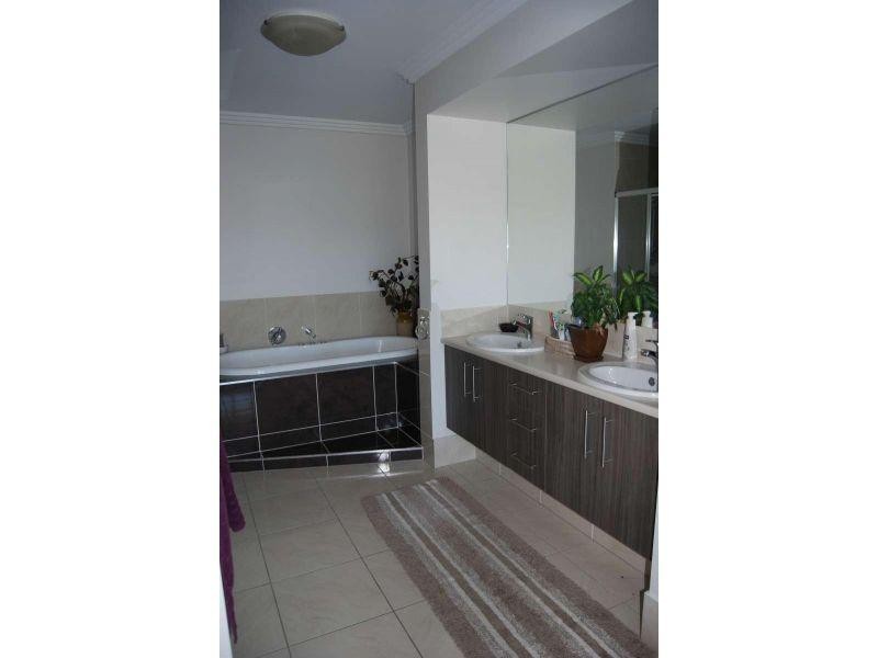 45 Possum Parade, North Lakes QLD 4509