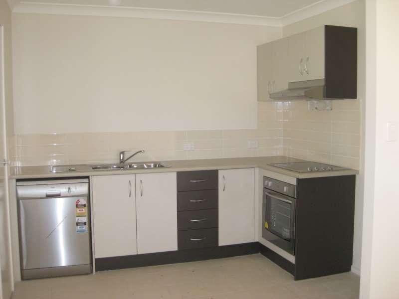 1/17 Burns Parade, Kallangur QLD 4503