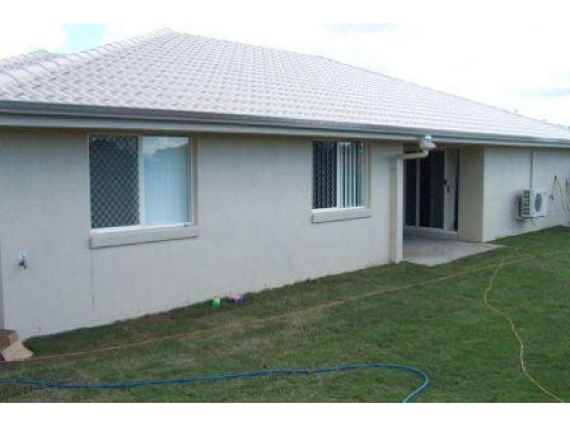 1/17 Burns Parade, Kallangur QLD 4503