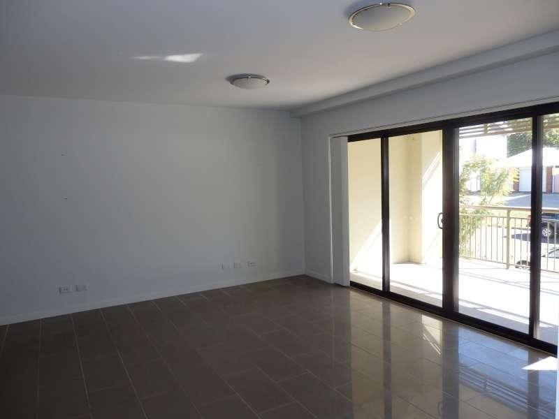 9/86 Brighton Road, Sandgate QLD 4017