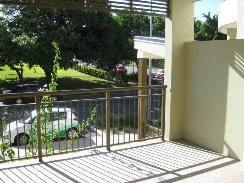 9/86 Brighton Road, Sandgate QLD 4017