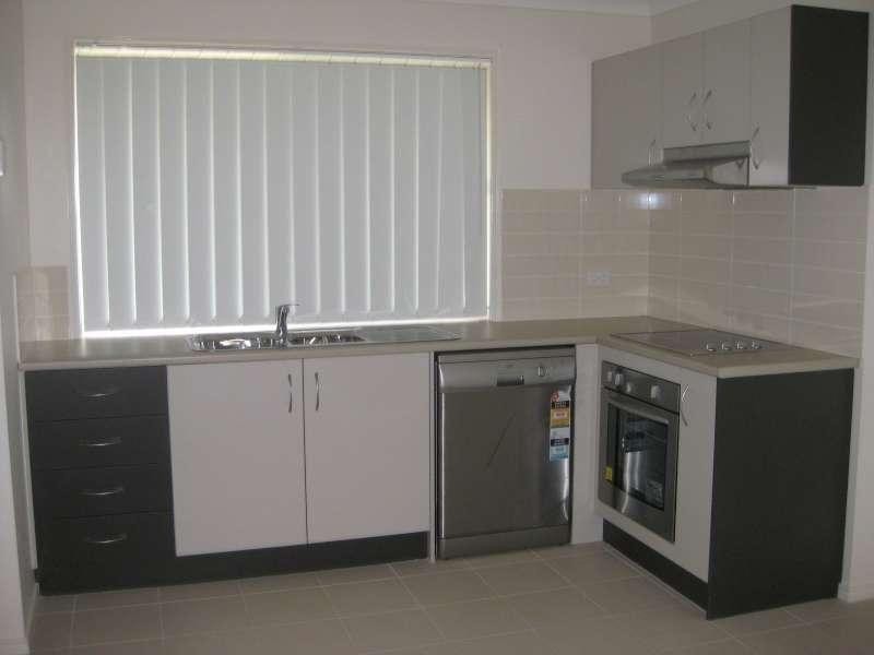 2/32 Ogg Road, Kallangur QLD 4503