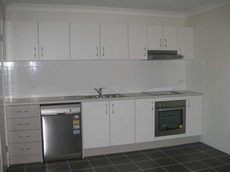 2/31 Michael David Drive, Warner QLD 4500