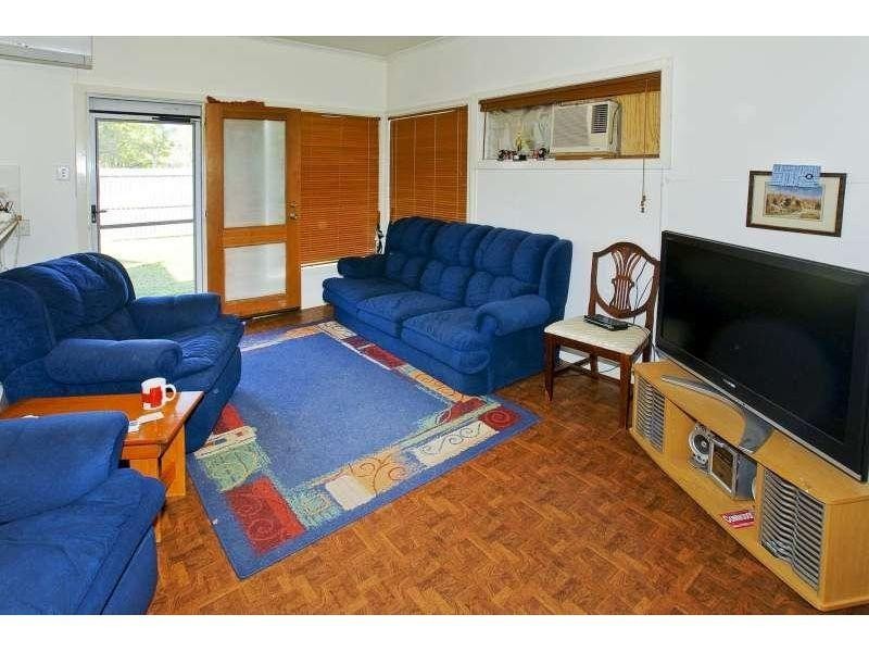 4 Dan Street, Clontarf QLD 4019