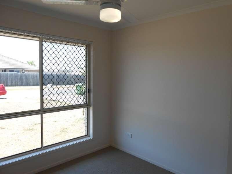 1/24 Rainbird Crescent, Kallangur QLD 4503