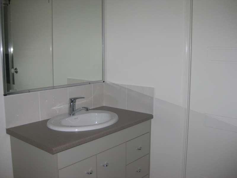 2/32 Grandview Parade, Griffin QLD 4503