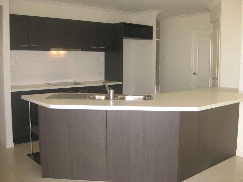 5 Maple Street, Kallangur QLD 4503