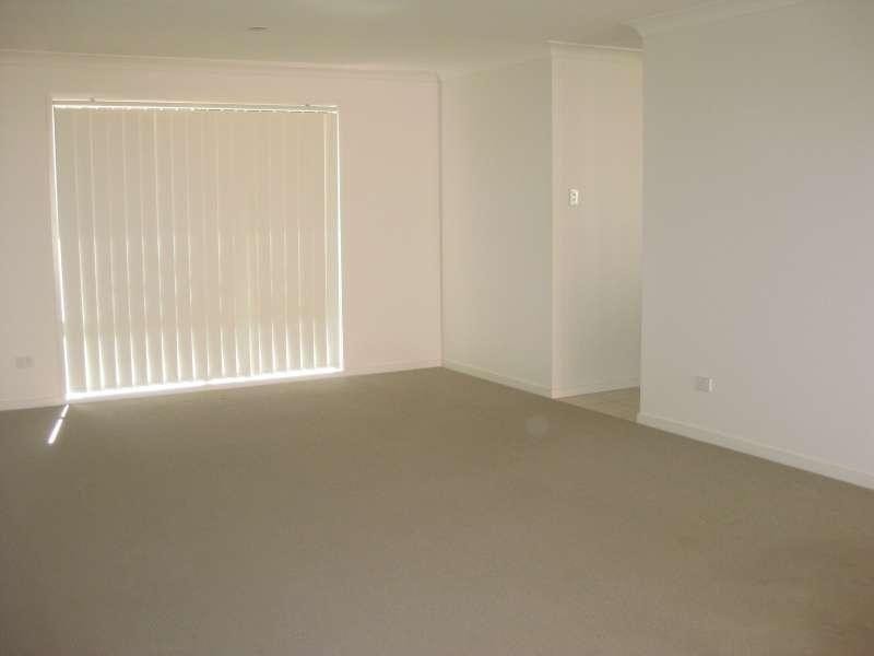 5 Maple Street, Kallangur QLD 4503