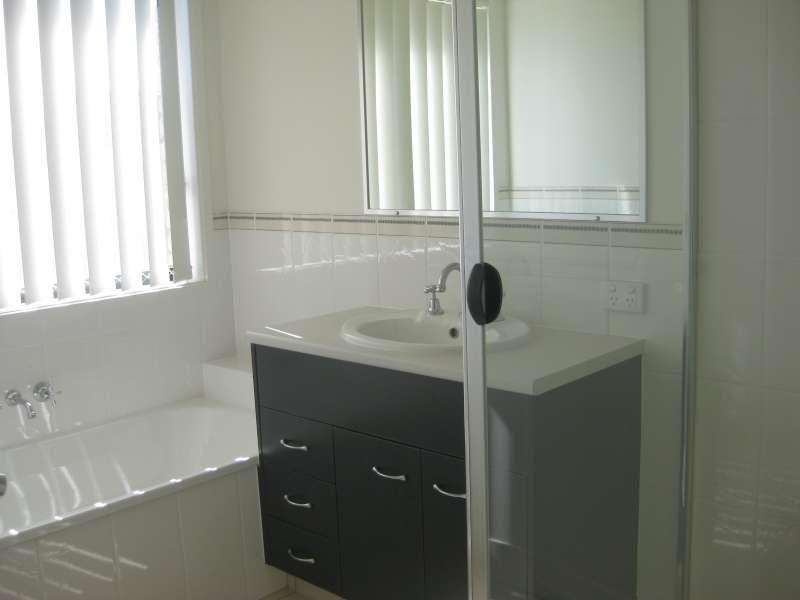 5 Maple Street, Kallangur QLD 4503