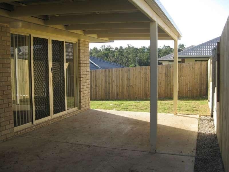 2/7 James Court, Joyner QLD 4500