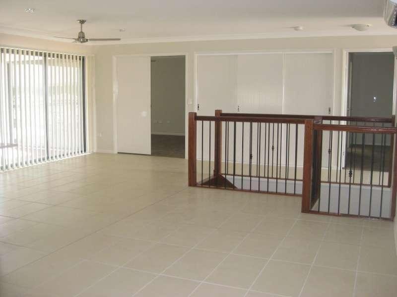 4 Majestic Street, Narangba QLD 4504