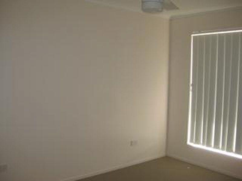 2/7 Duncan Crescent, Joyner QLD 4500