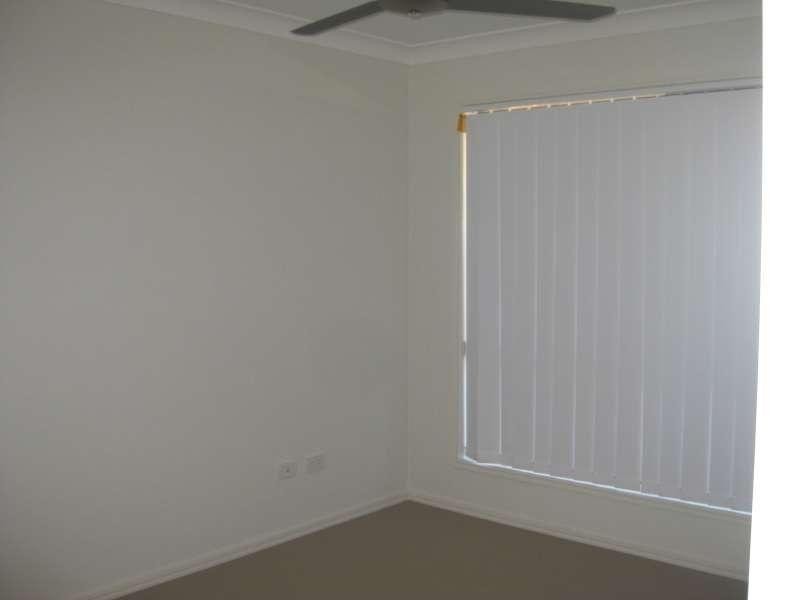 2/4 Gillam Crescent, Bray Park QLD 4500