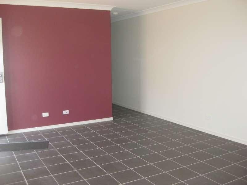 2/15 Grandview Parade, Griffin QLD 4503