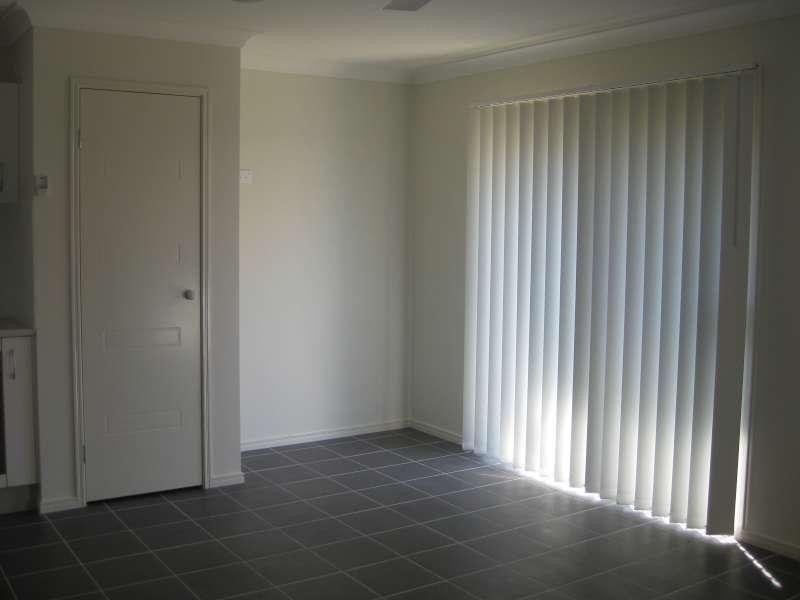 2/15 Grandview Parade, Griffin QLD 4503