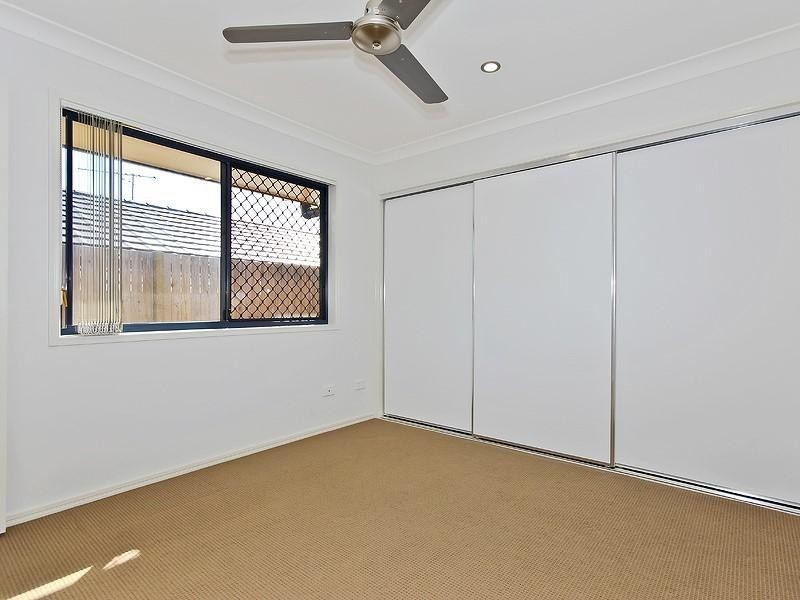 2/2 Gabrielle Court, Kallangur QLD 4503