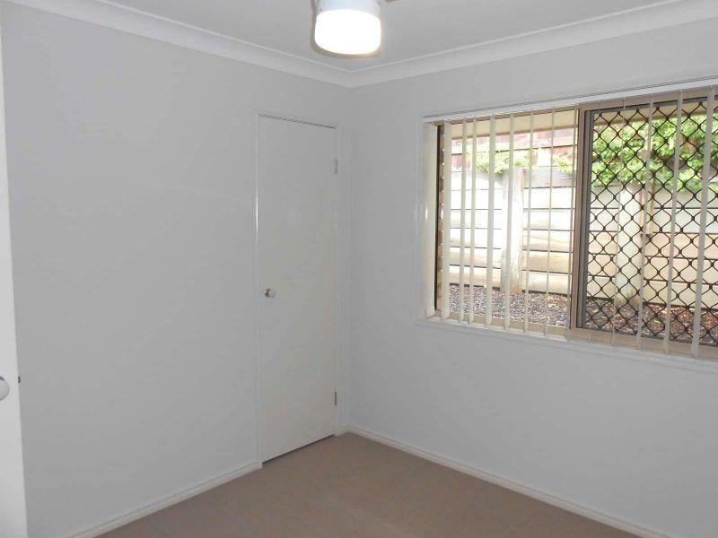 2/1 Plover Court, Warner QLD 4500