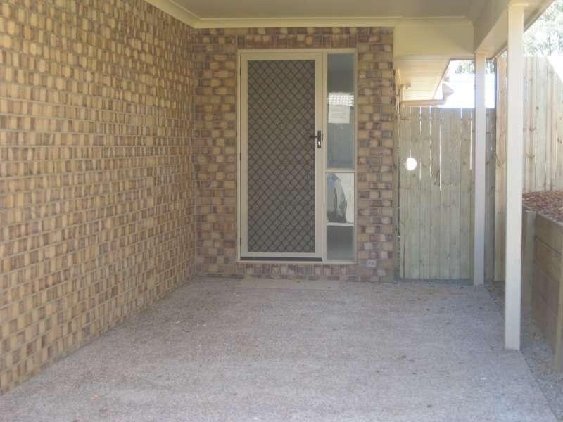 2/1 Plover Court, Warner QLD 4500