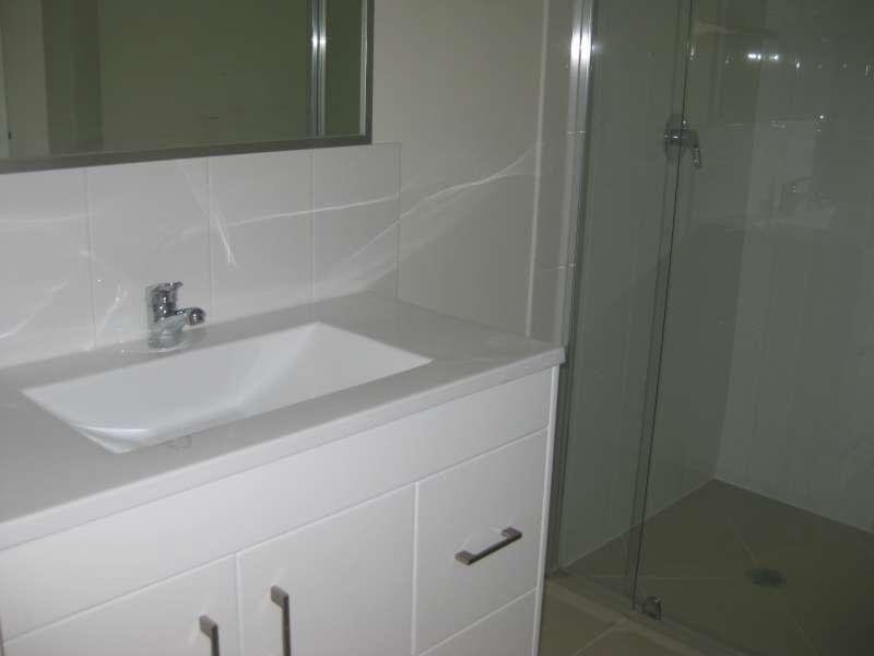 2/9 Hellcat Circuit, Bray Park QLD 4500