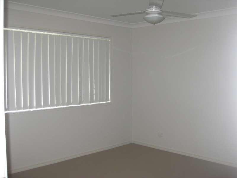 2/17 Grandview Parade, Griffin QLD 4503