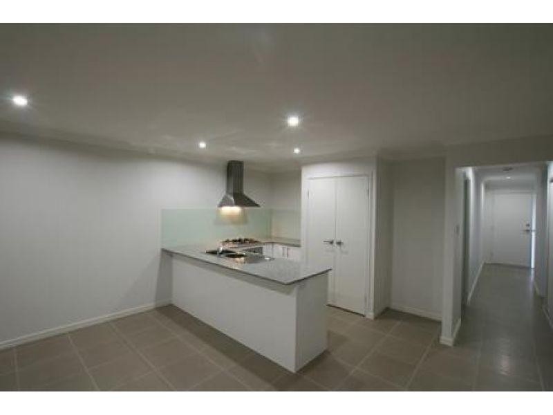 1/1 Lygon Place, Kallangur QLD 4503