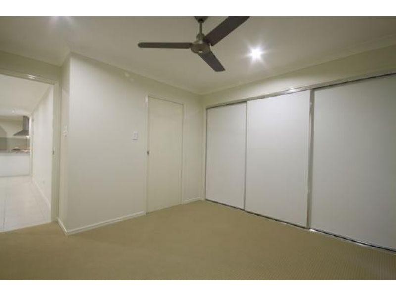 1/6 Gabrielle Court, Kallangur QLD 4503