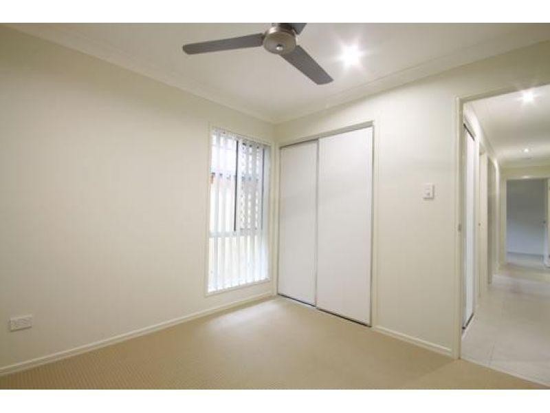 1/6 Gabrielle Court, Kallangur QLD 4503