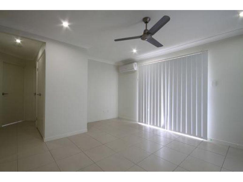 2/8 Quartz Crescent, Mango Hill QLD 4509