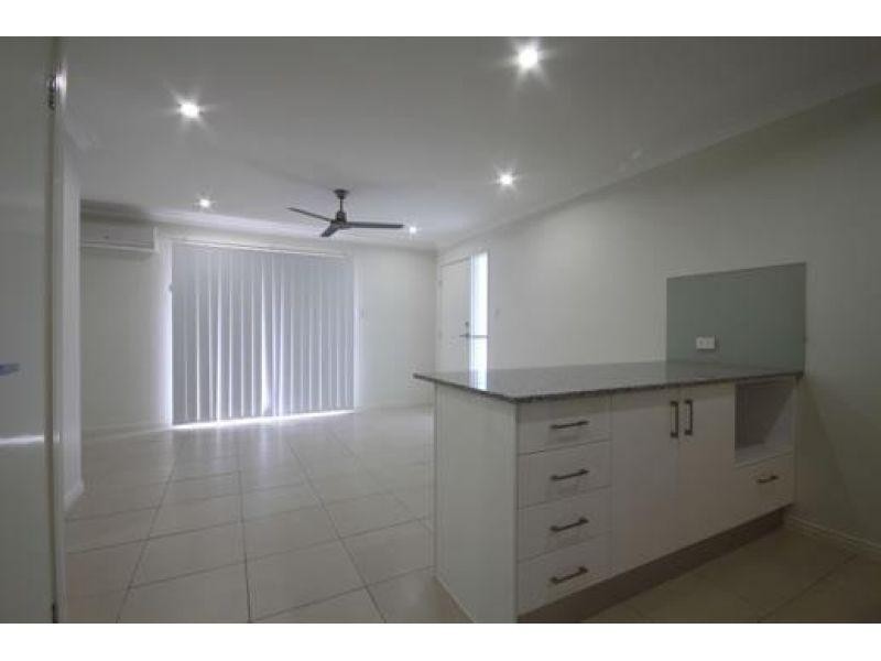 2/8 Quartz Crescent, Mango Hill QLD 4509