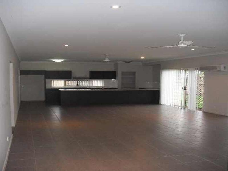 1 Macrusser Circuit, Warner QLD 4500