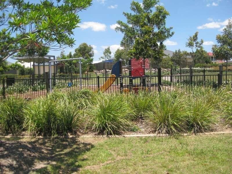 12 Koala Close, North Lakes QLD 4509