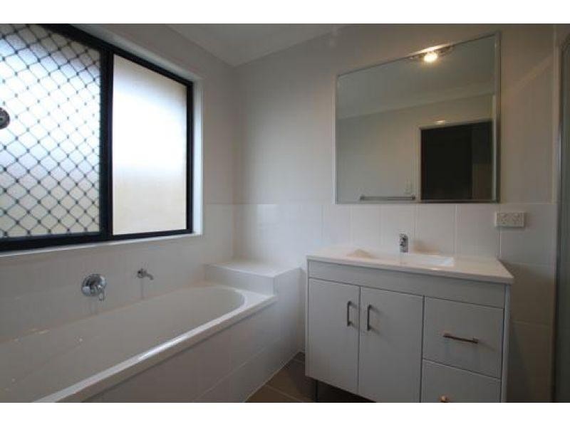 1/20 Homeland Crescent, Warner QLD 4500