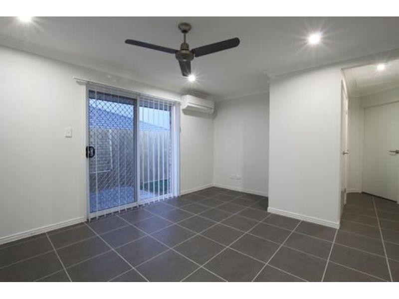 2/18 Homeland Crescent, Warner QLD 4500