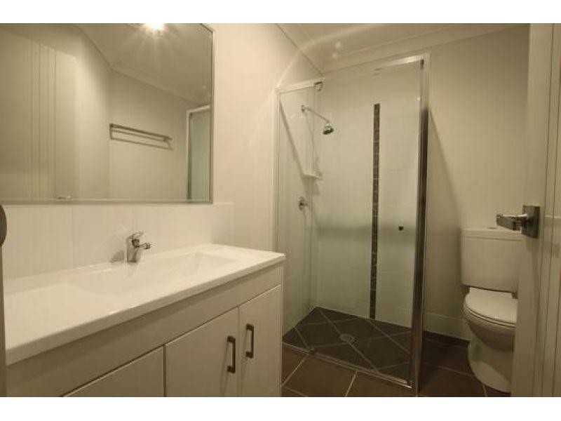 2/18 Homeland Crescent, Warner QLD 4500