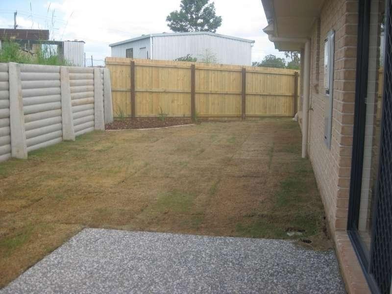 2/65 Ascot Crescent, Kallangur QLD 4503