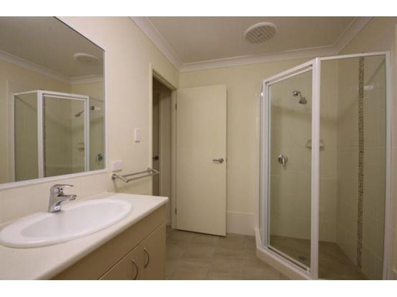 2/32 Rebecca Crescent, Joyner QLD 4500