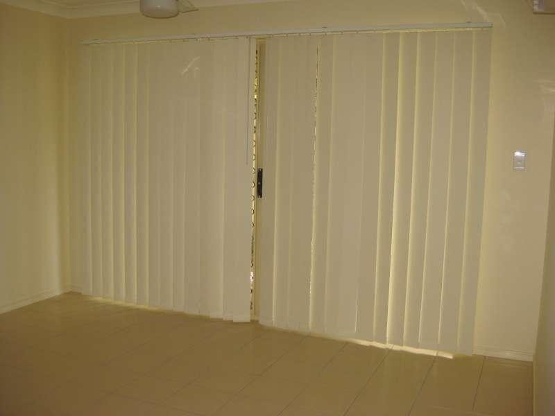 2/21 Adam Court, Kallangur QLD 4503