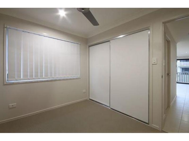 2/8 Gabrielle Court, Kallangur QLD 4503