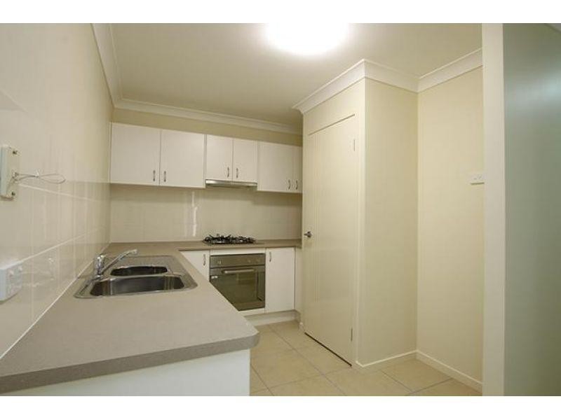 2/1 Lotus Avenue, Bellmere QLD 4510