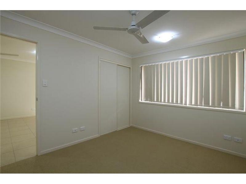 2/1 Lotus Avenue, Bellmere QLD 4510