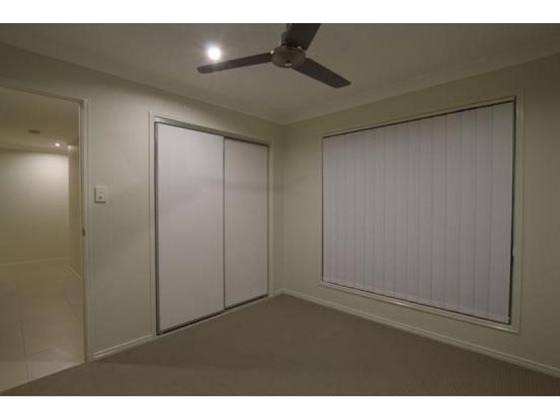 1/1 Nadia Place (Cnr Lanita Chase), Morayfield QLD 4506