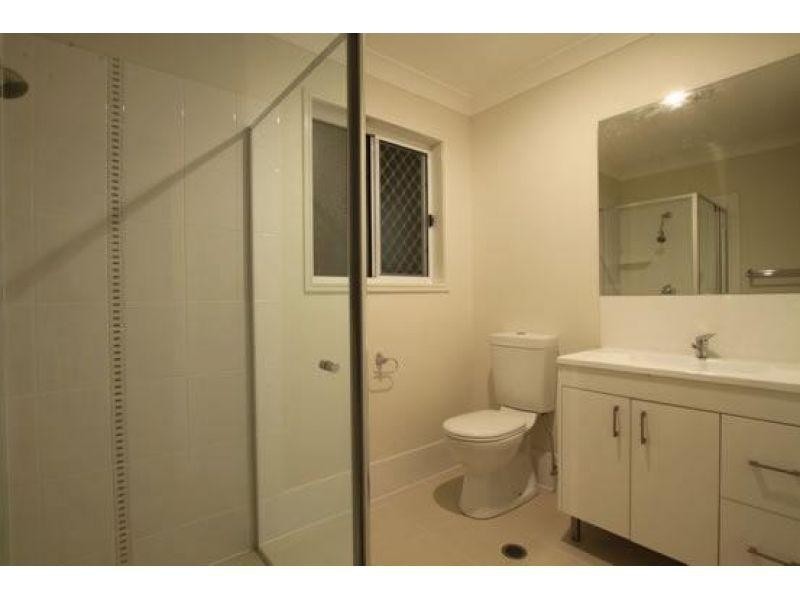 2/4 Morris Court, Warner QLD 4500