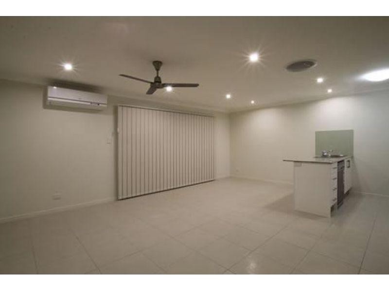 1/54 Sunflower Crescent, Upper Caboolture QLD 4510